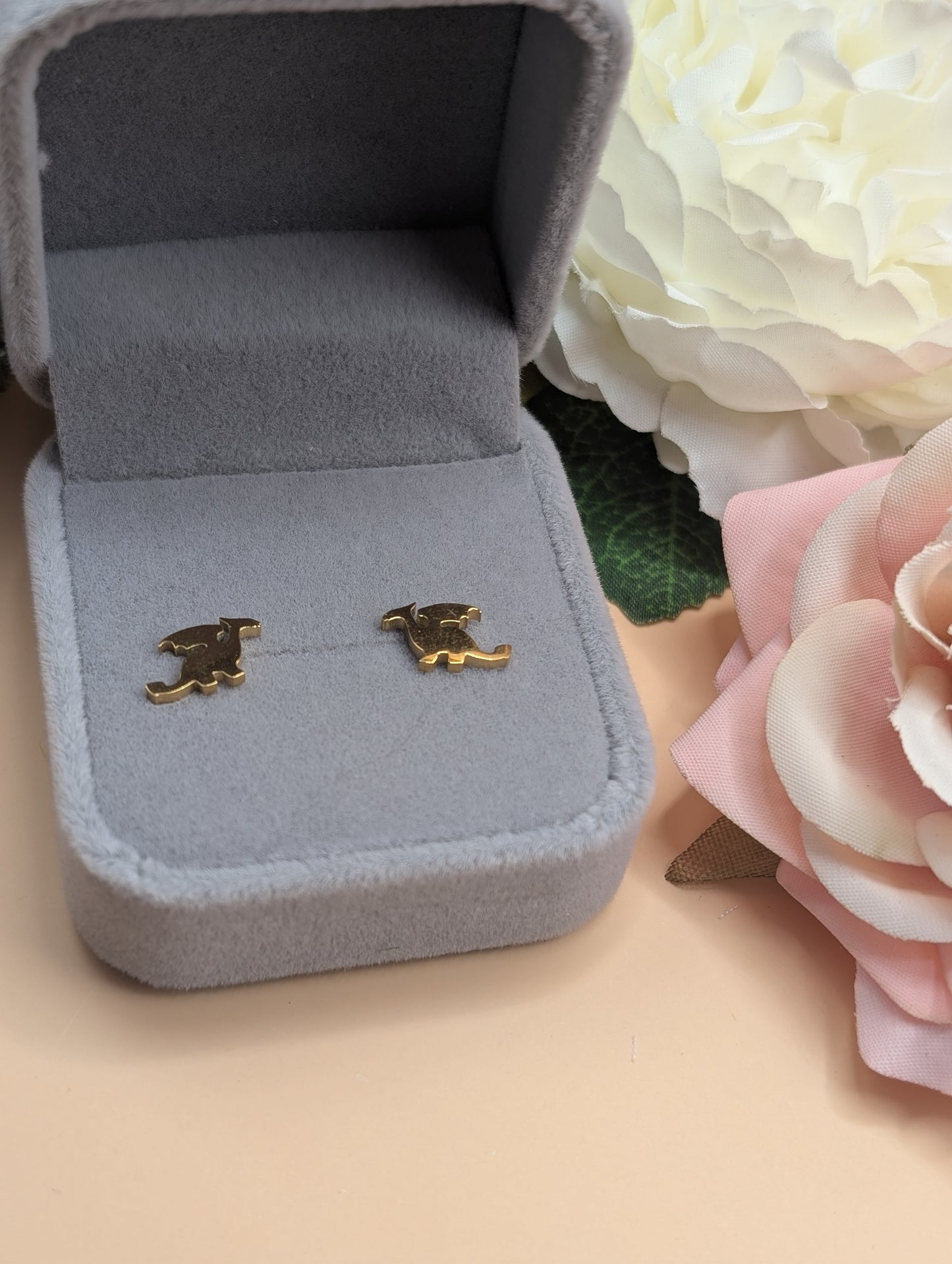 Feathertail Stud Earrings