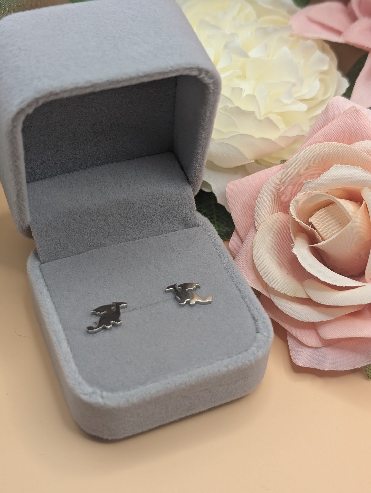 Feathertail Stud Earrings