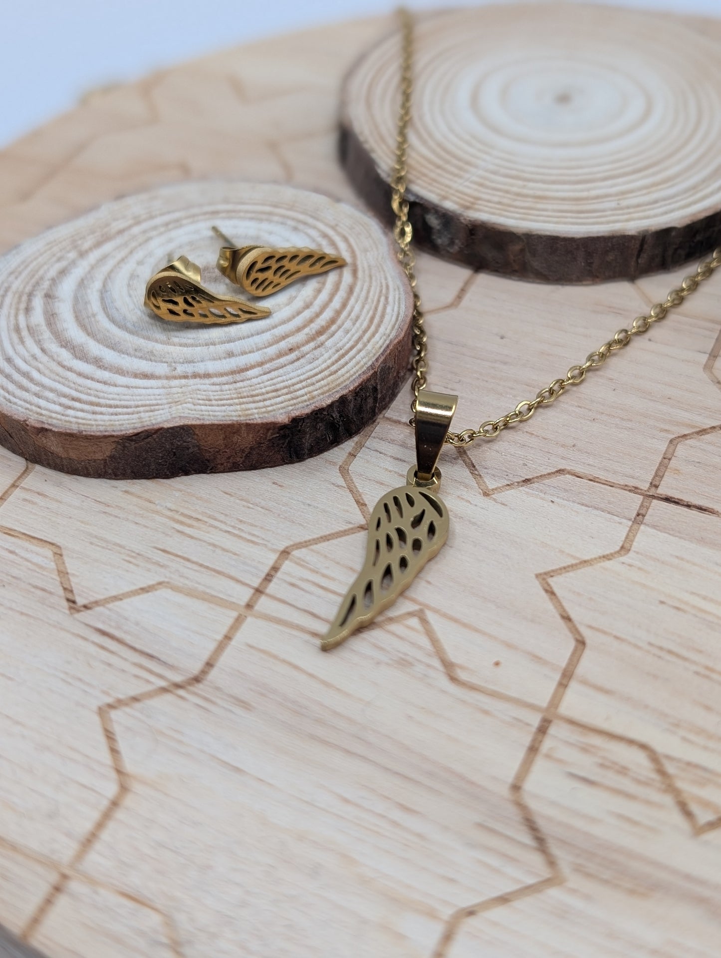 Feather Pendant & Earrings Set