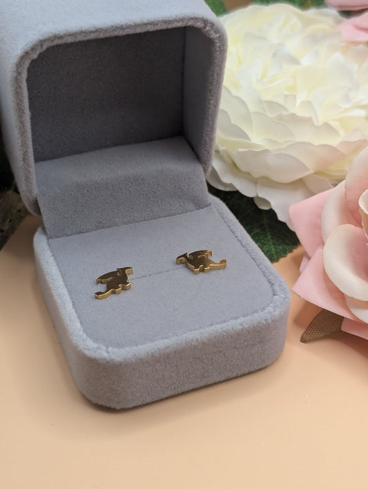 Feathertail Stud Earrings