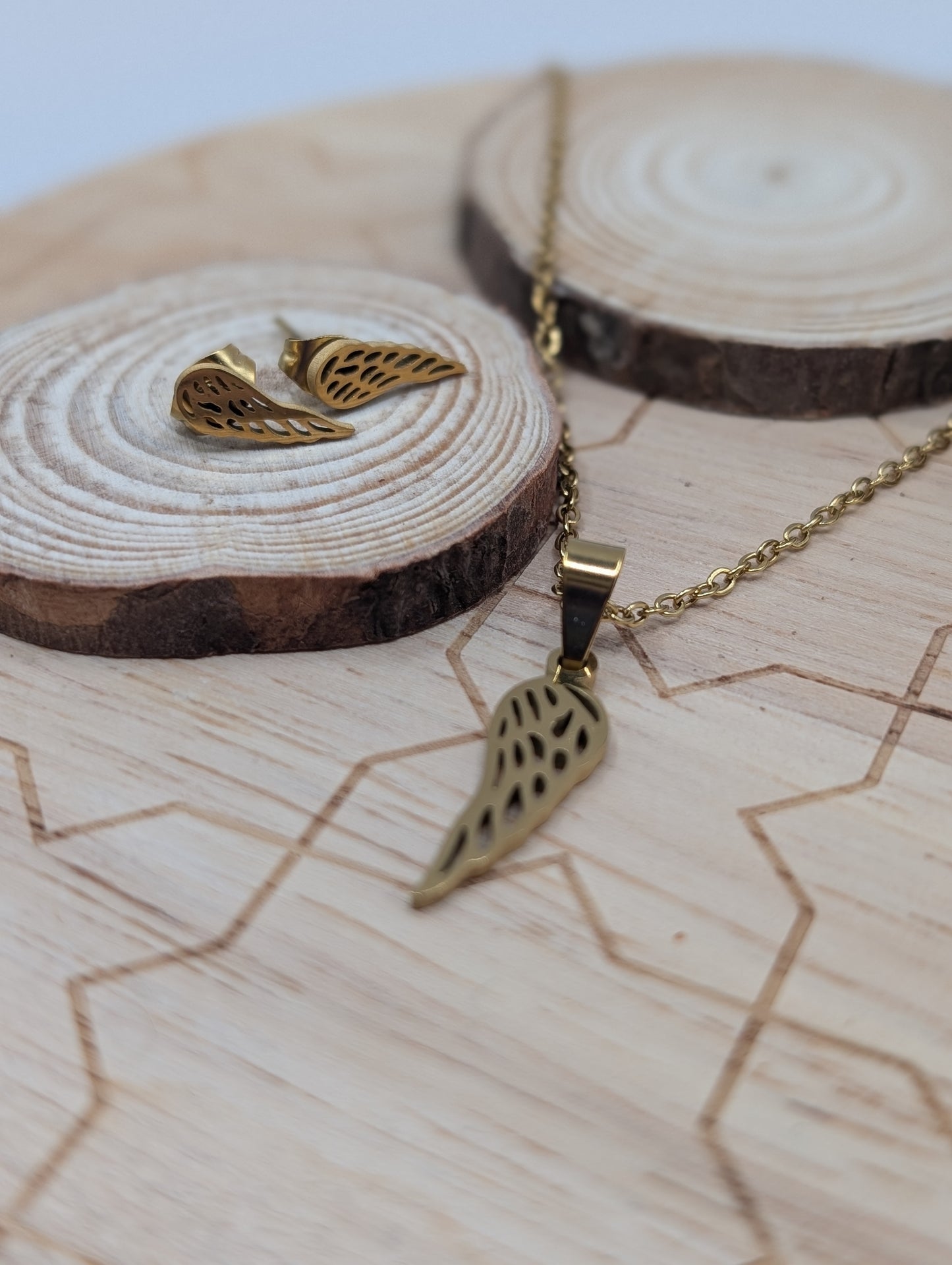 Feather Pendant & Earrings Set