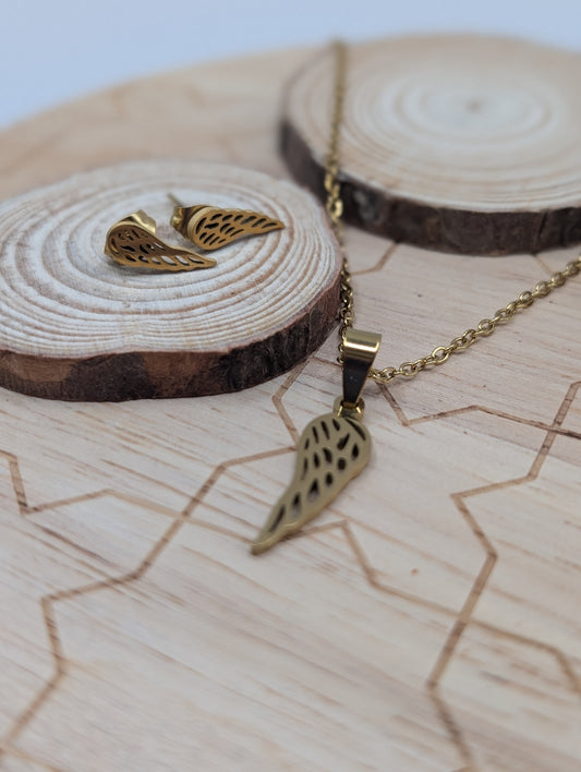 Feather Pendant & Earrings Set