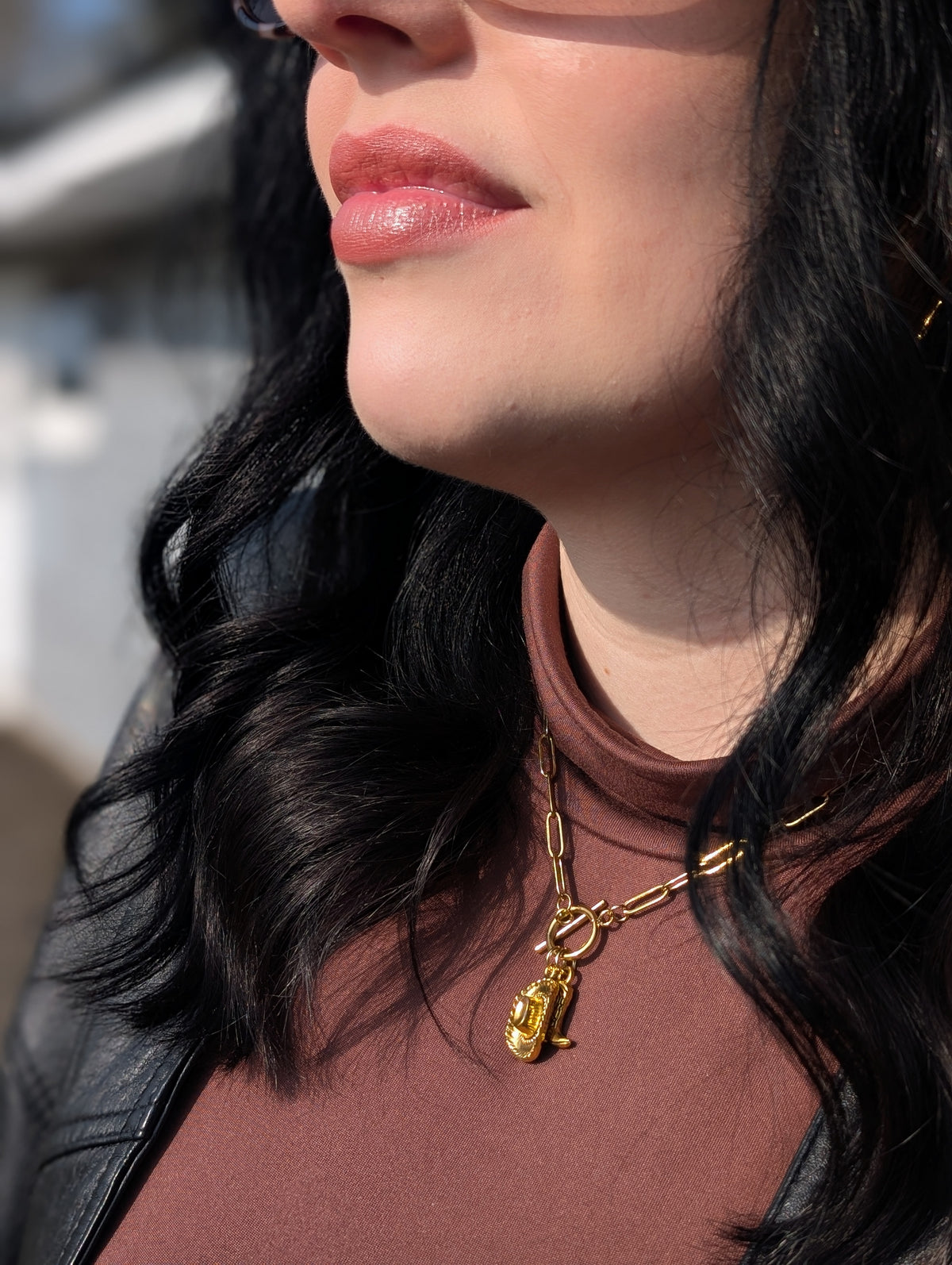 Corral charm necklace gold