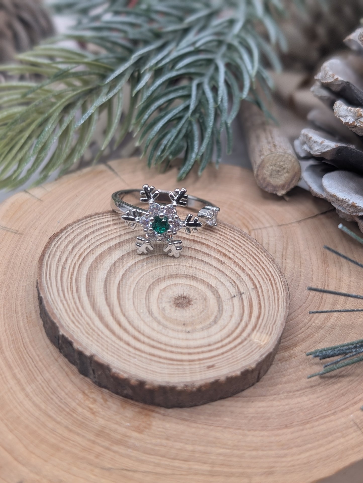 Silver Sparkle Rotating Snowflake Ring
