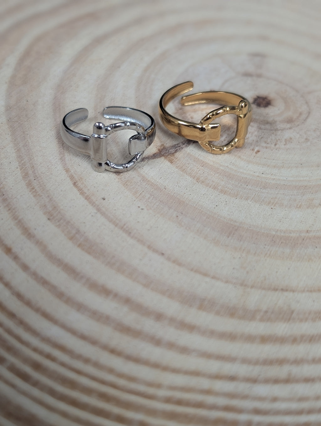 Buckle adjustable ring