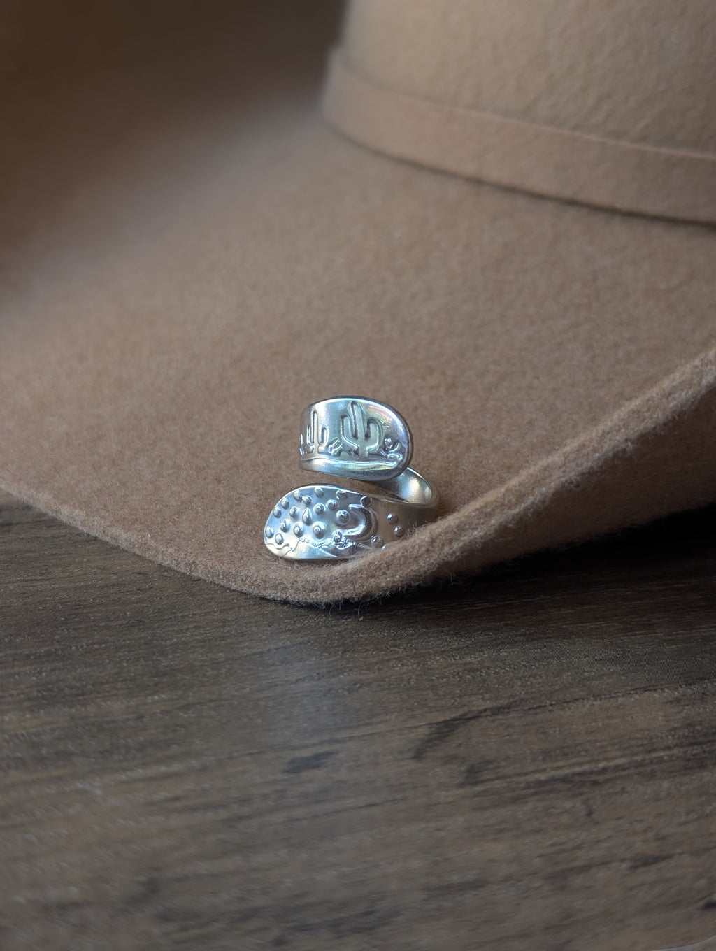 Desert wrap ring