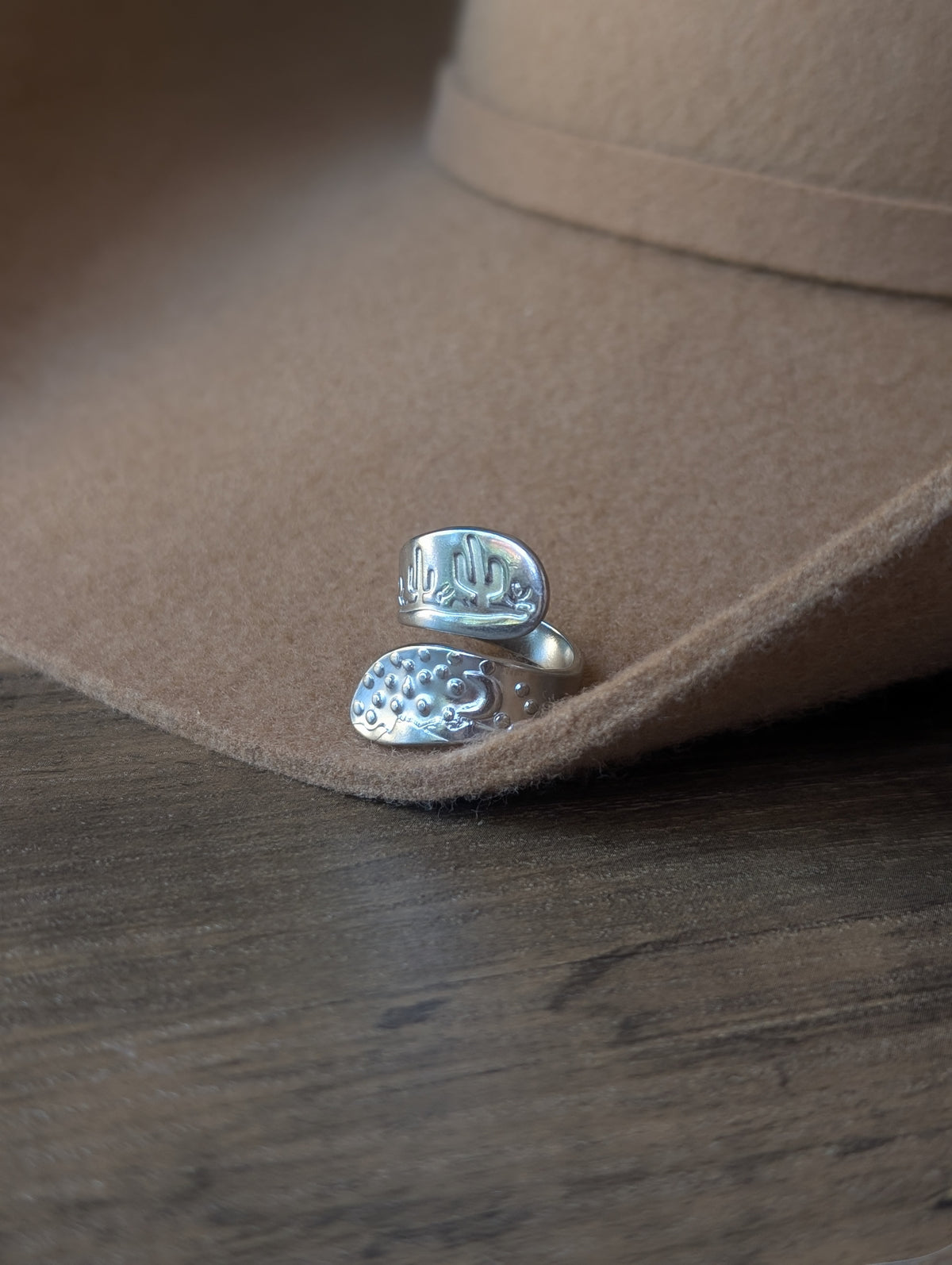 Desert wrap ring