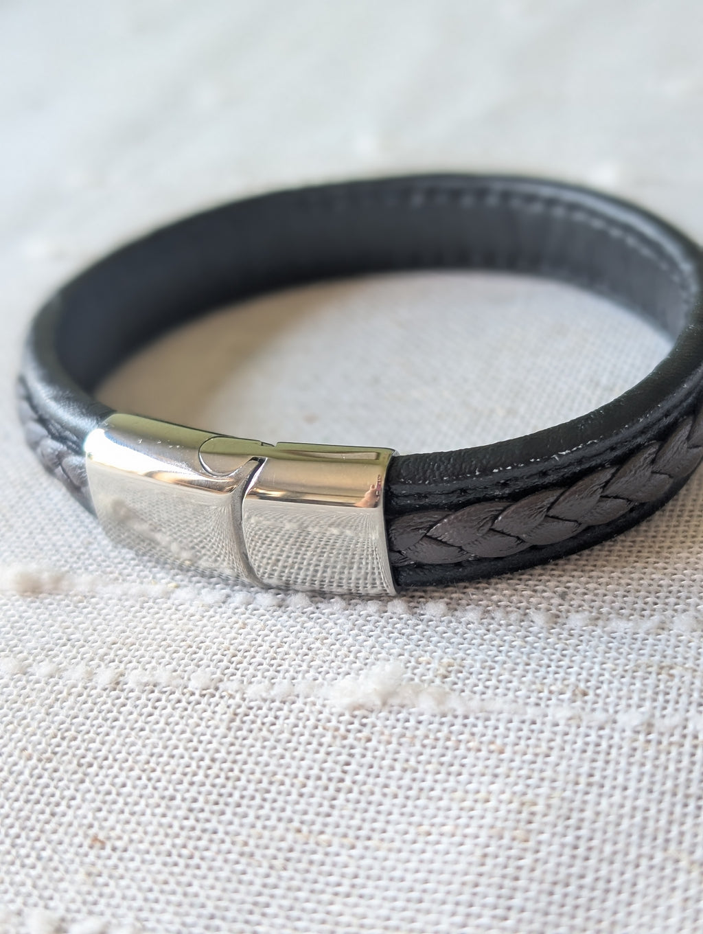 Mens steel cuff