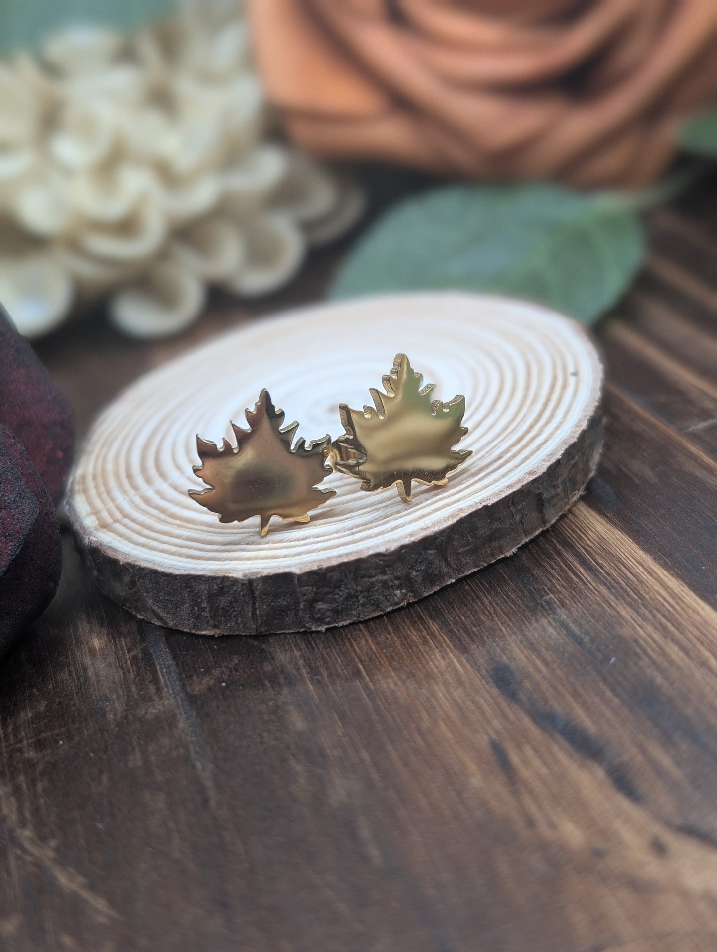 Maple leaf stud earrings