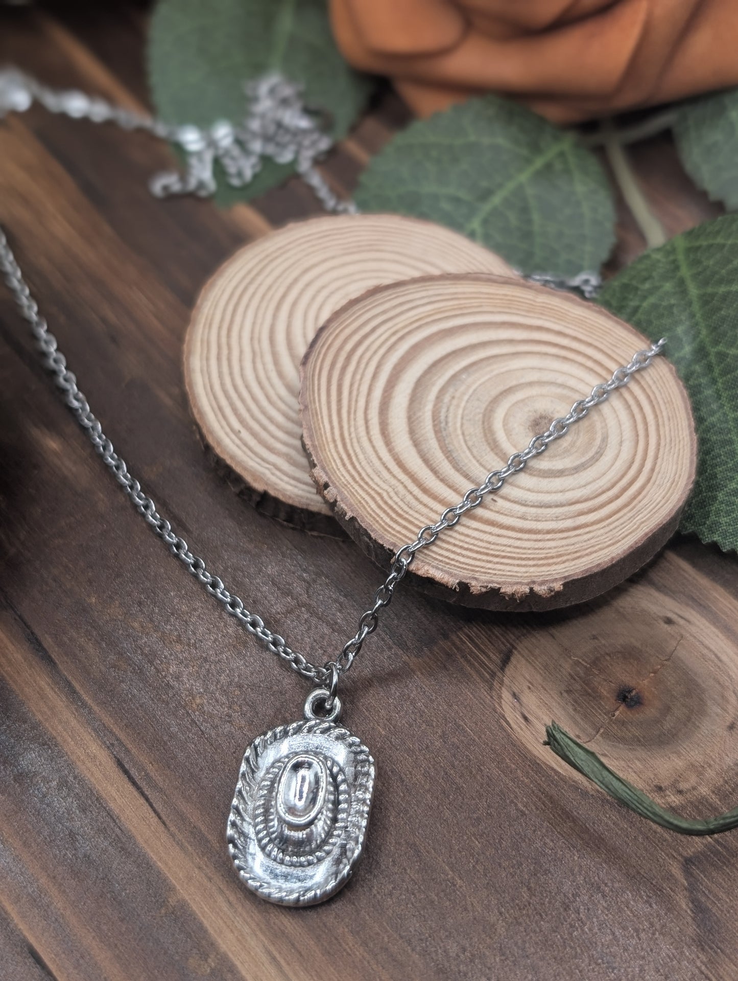 Wrangler necklace silver