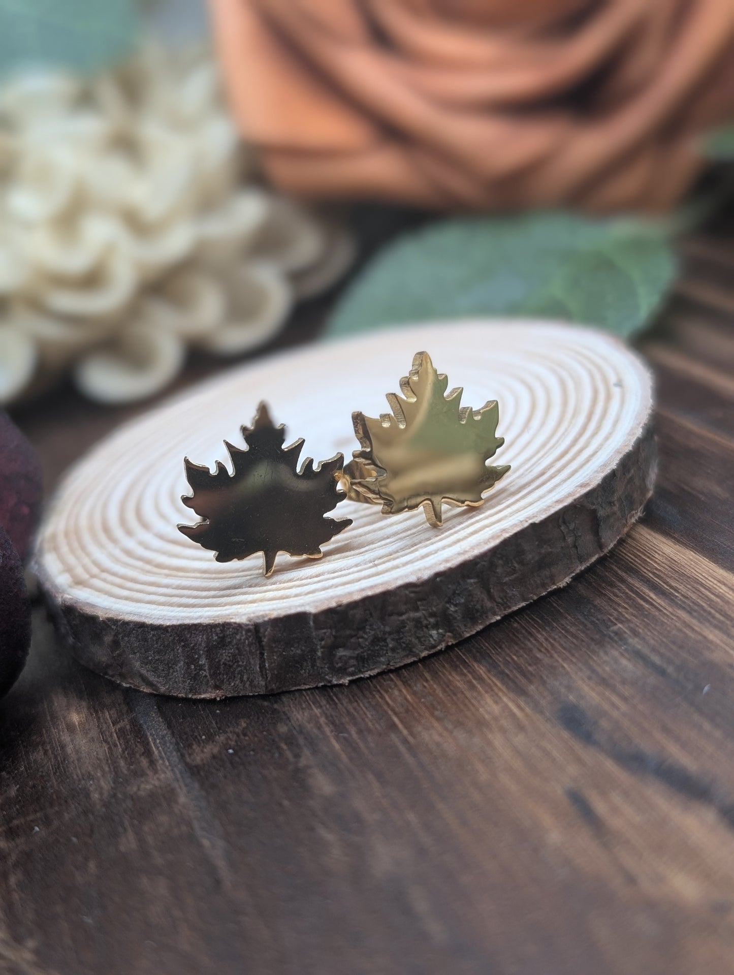 Maple leaf stud earrings