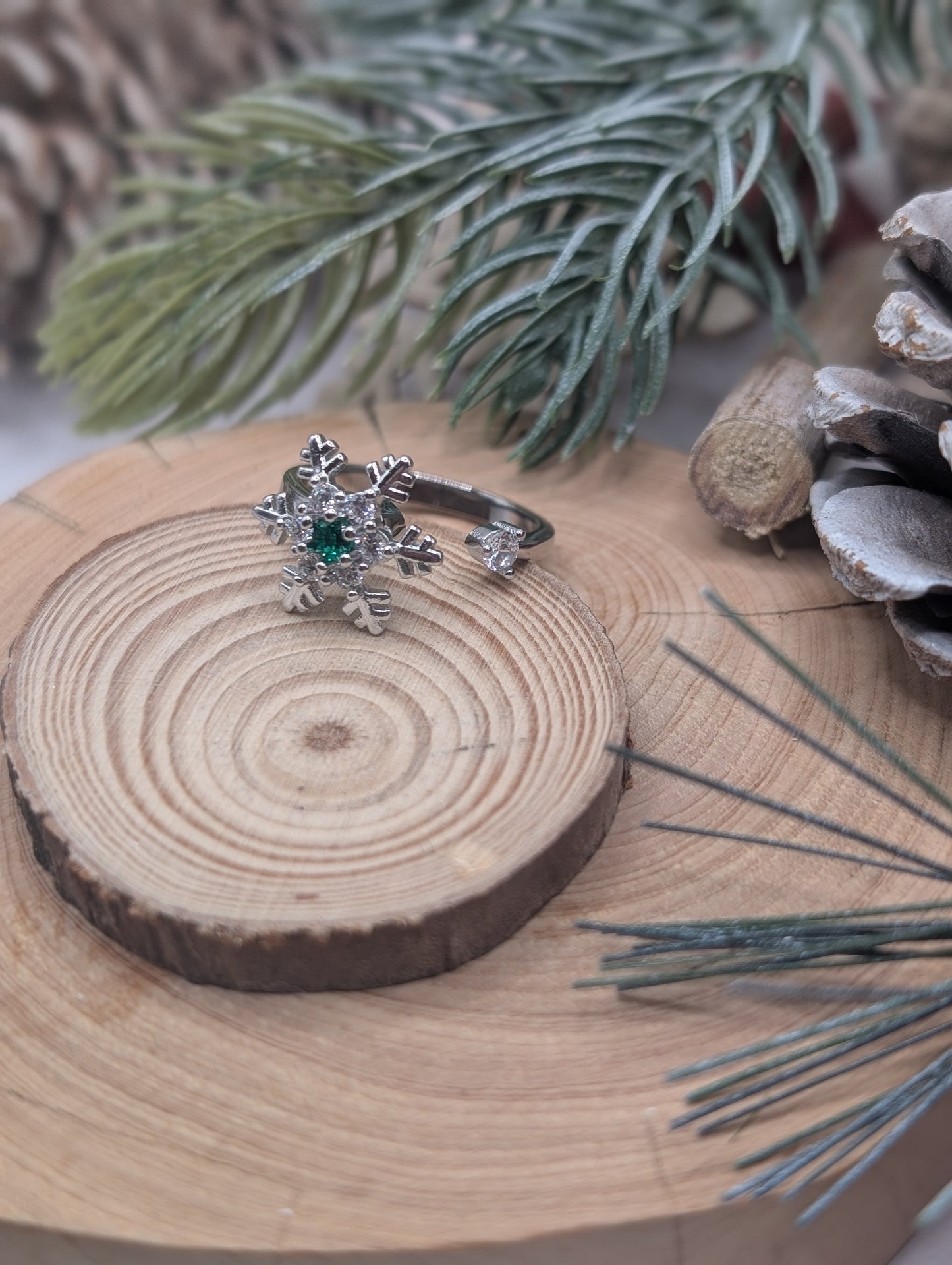 Silver Sparkle Rotating Snowflake Ring